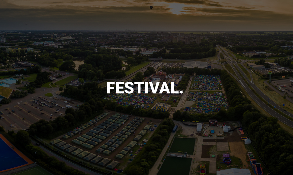 festival Impressie sfeer legertent Basecamp Rentals